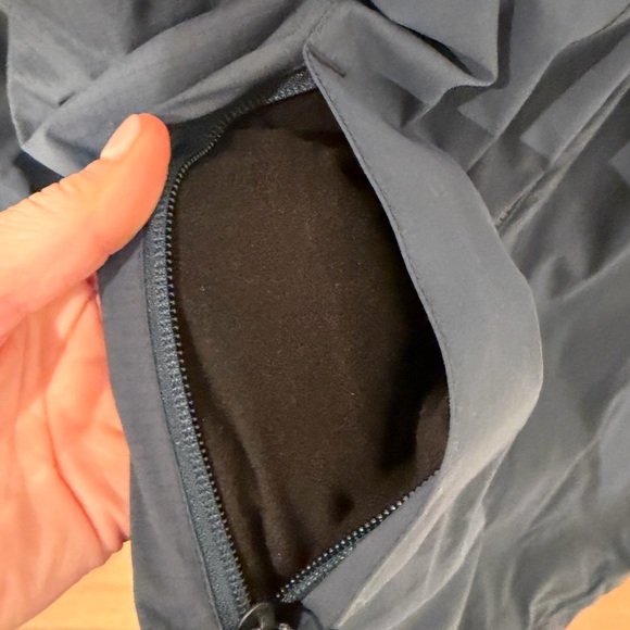 KUHL  Kopenhagen Insulated Trench Coat - Women's L Navy worn 1x - Picture 4 of 11